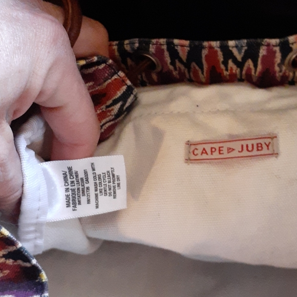 Backpack - Picture 3 of 3